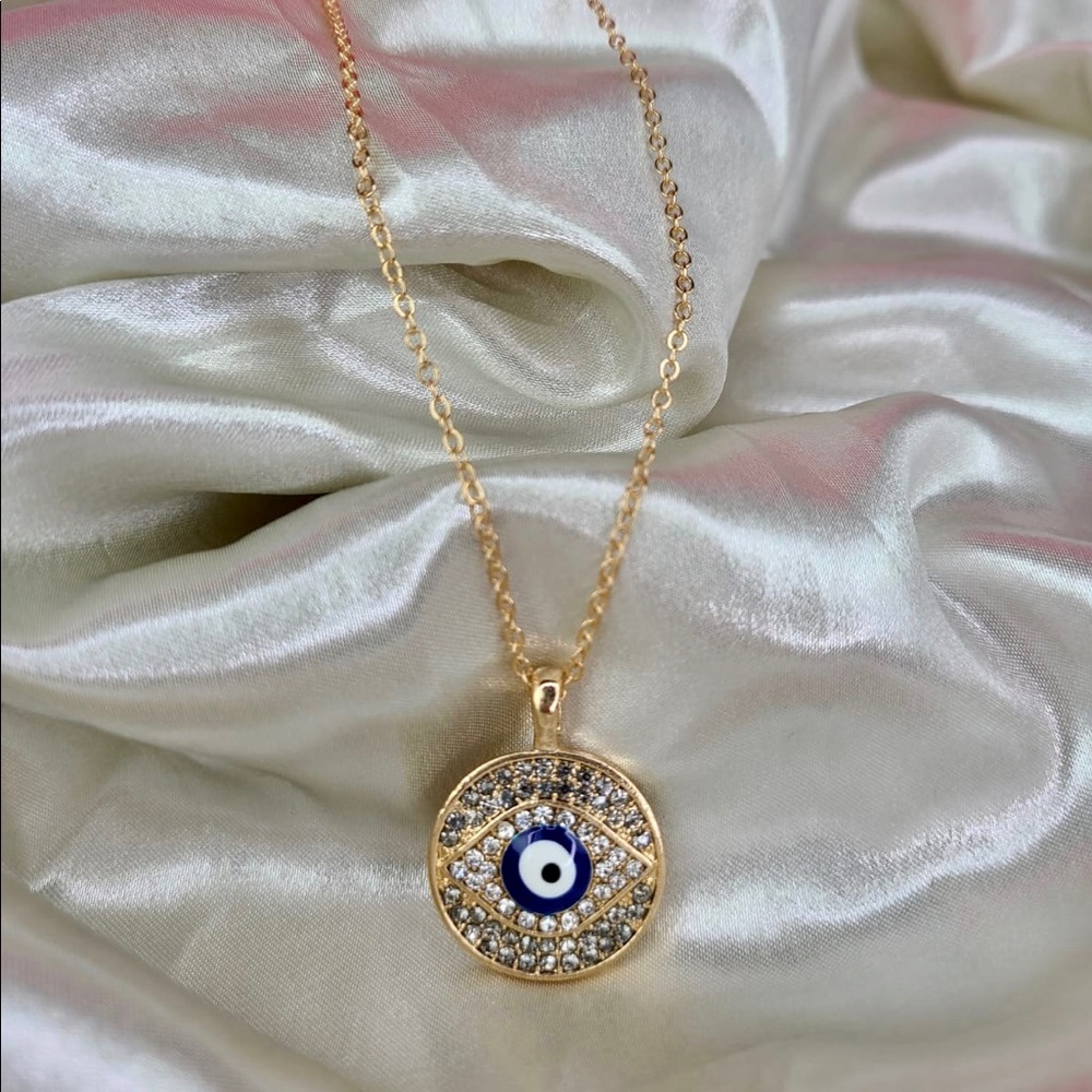 Evil Eye Circle Pedant Necklace